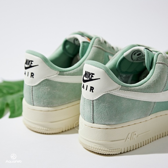 Nike Air Force 1 '07 LV8 "Certified Fresh" Men's Shoe DO9801-300 - Picture 4 of 6